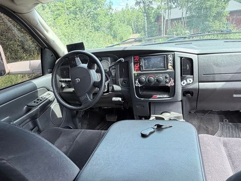 Used 2004 Dodge Ram 2500 Truck SLT w/ Trailer Tow Group AWD/4WD image 11