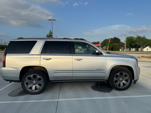 Used 2016 GMC Yukon Denali w/ Open Road Package RWD image 1