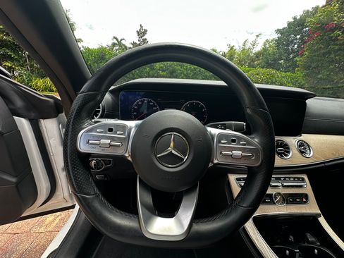 Used 2020 Mercedes-Benz E 450 Cabriolet image 10