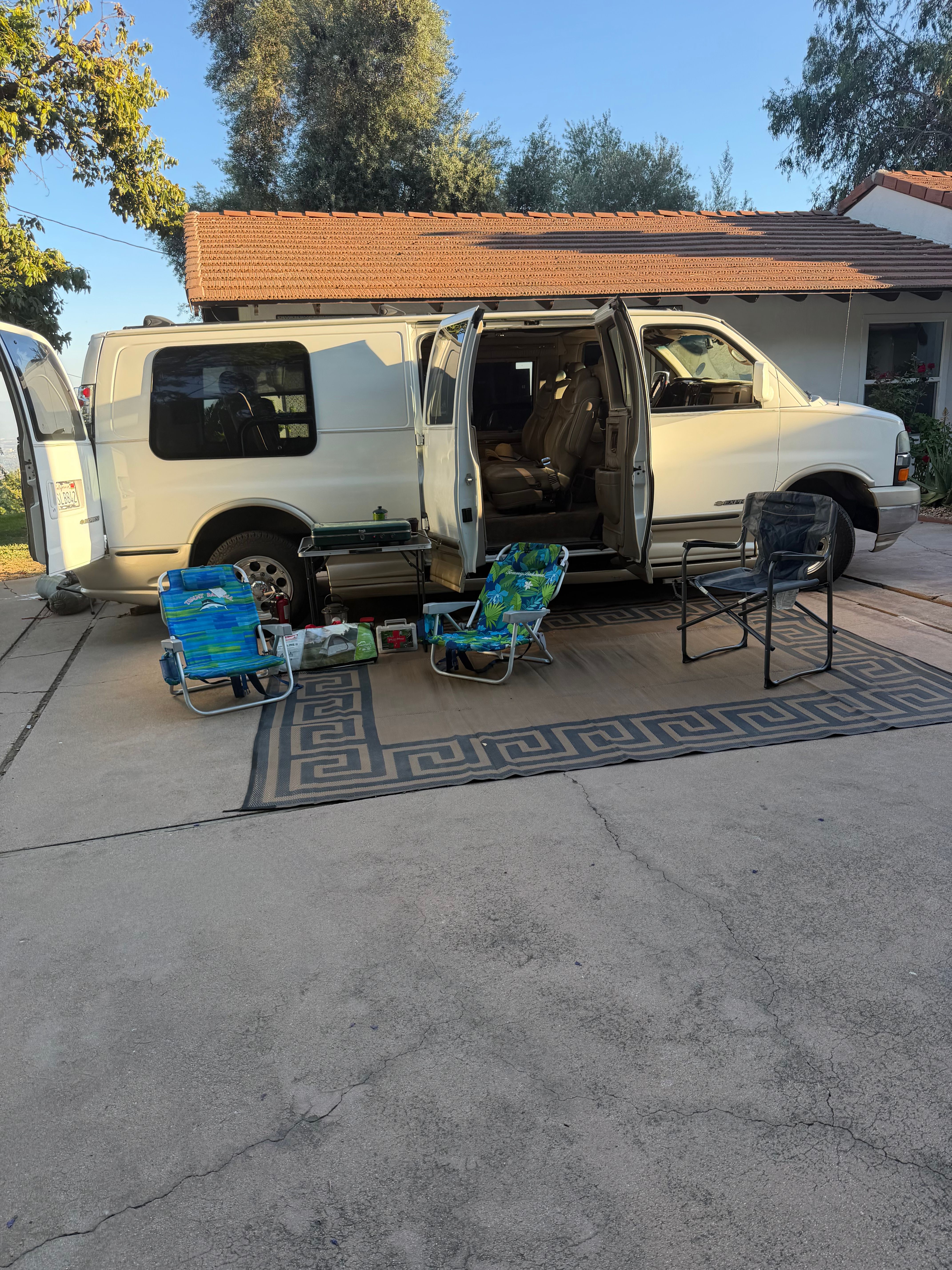 Used 2006 Chevrolet Express 2500 Extended w/ Preferred Equipment Group RWD image 10