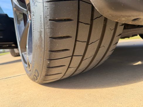 Used 2010 Chevrolet Corvette Grand Sport w/ Preferred Equipment Group image 16