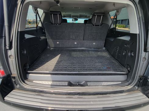 Used 2019 GMC Yukon XL SLT image 13