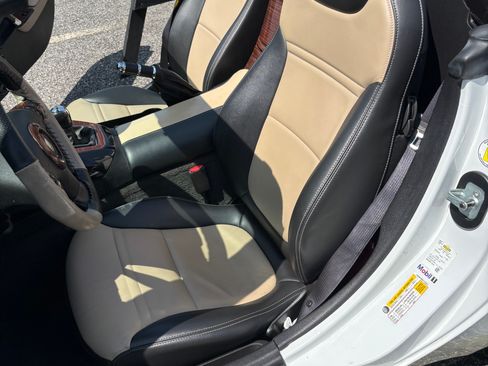 Used 2007 Saturn Sky w/ Premium Trim Pkg RWD image 11