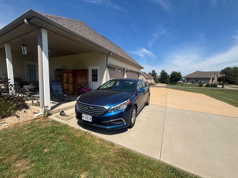 Used 2016 Hyundai Sonata SE FWD image 9
