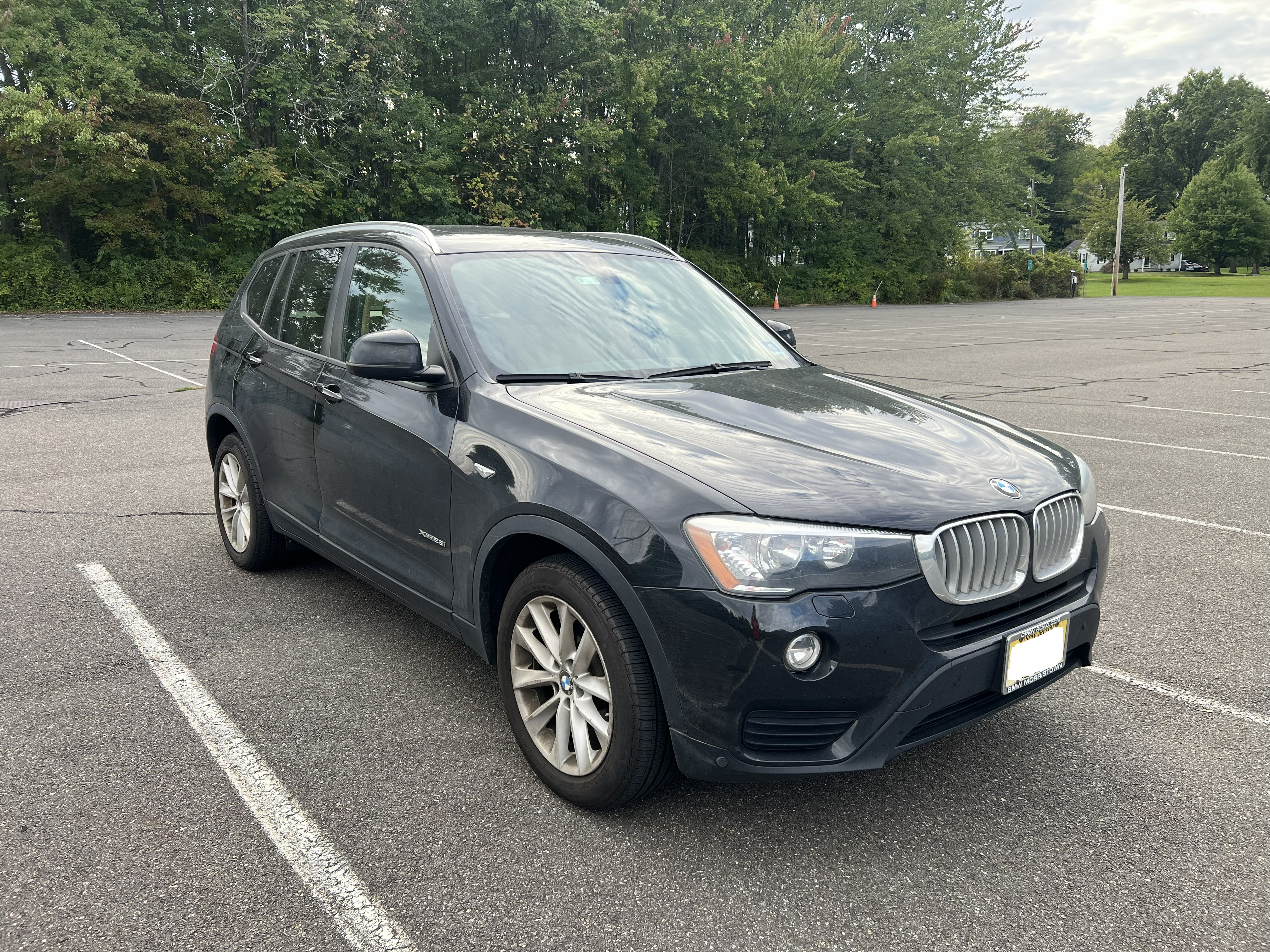 Used 2016 BMW X3 xDrive28i AWD/4WD image 4