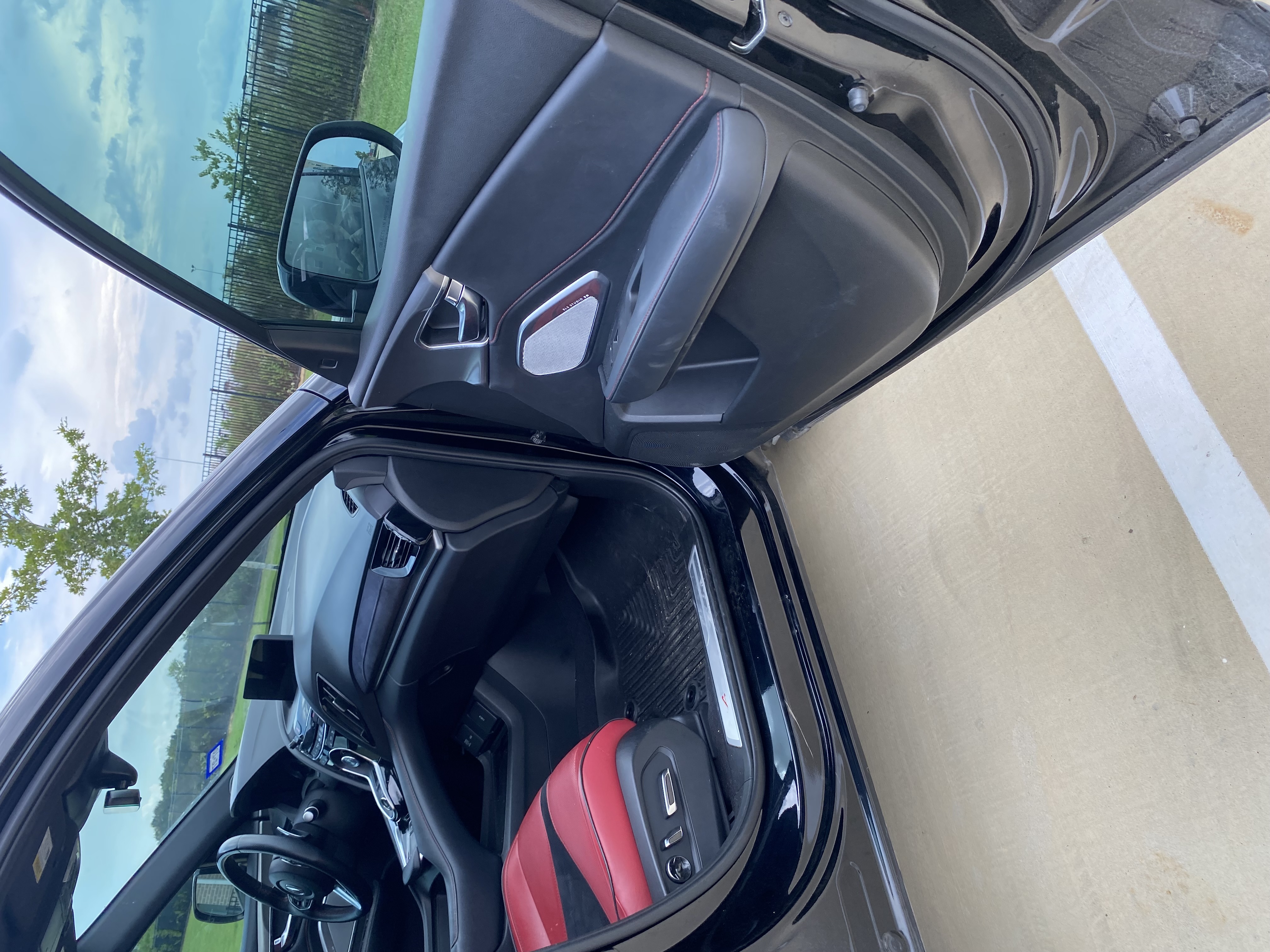 Used 2019 Acura RDX w/ Advance Package FWD image 11
