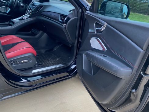 Used 2019 Acura RDX w/ Advance Package FWD image 11