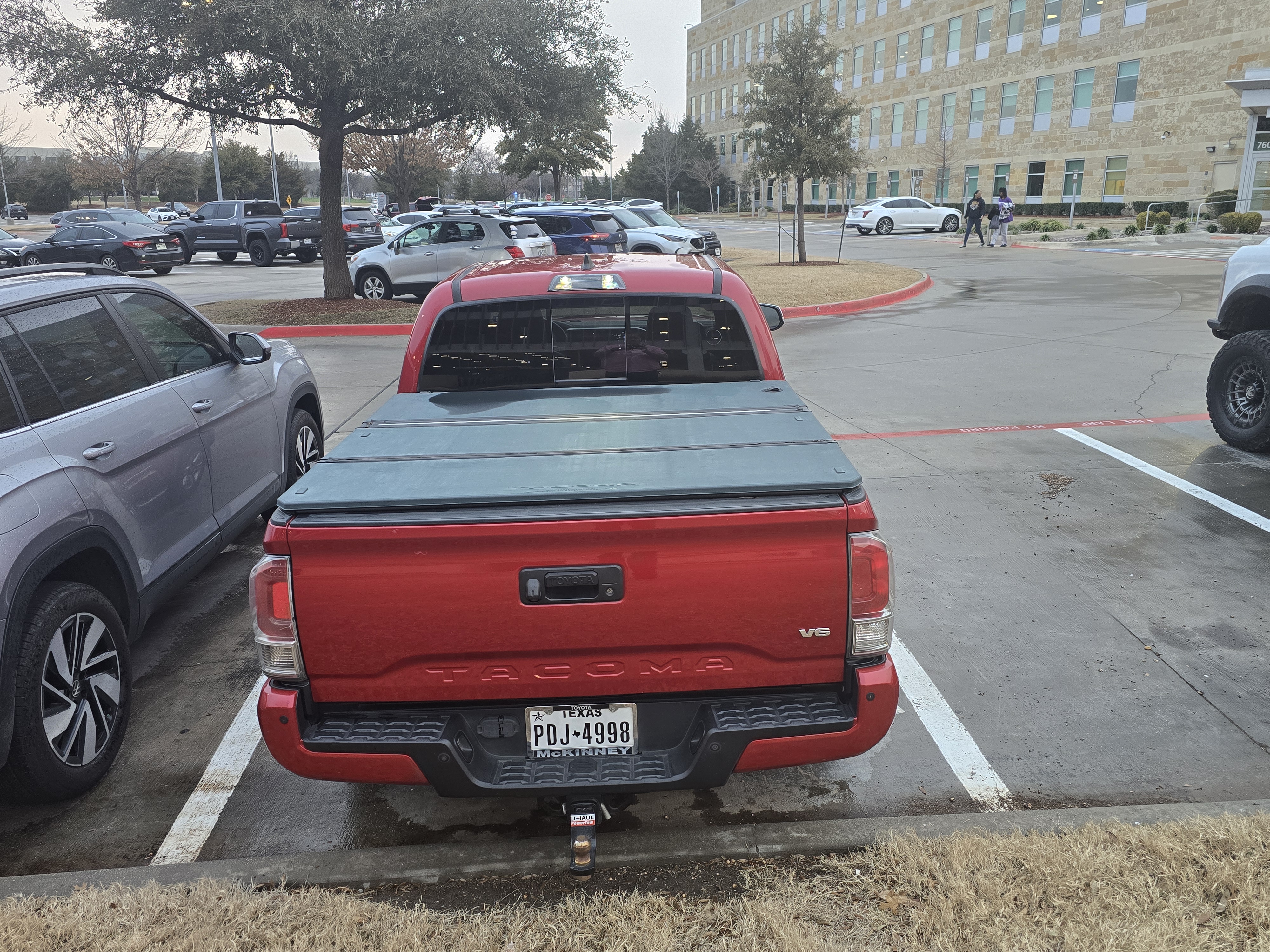Used 2017 Toyota Tacoma Limited w/ Tow Package RWD image 4