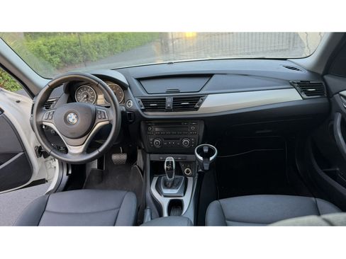 Used 2015 BMW X1 sDrive28i image 8