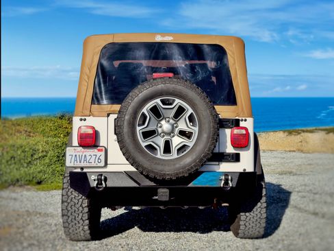 Used 2005 Jeep Wrangler Sport w/ 30" Tire & Wheel Group image 6