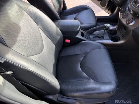 Used 2010 Toyota RAV4 Sport image 14