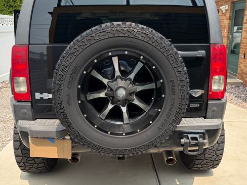 Used 2008 HUMMER H3 Alpha AWD/4WD image 10