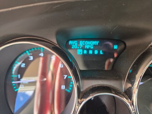 Used 2015 Buick Enclave Leather w/ Trailering Package image 17