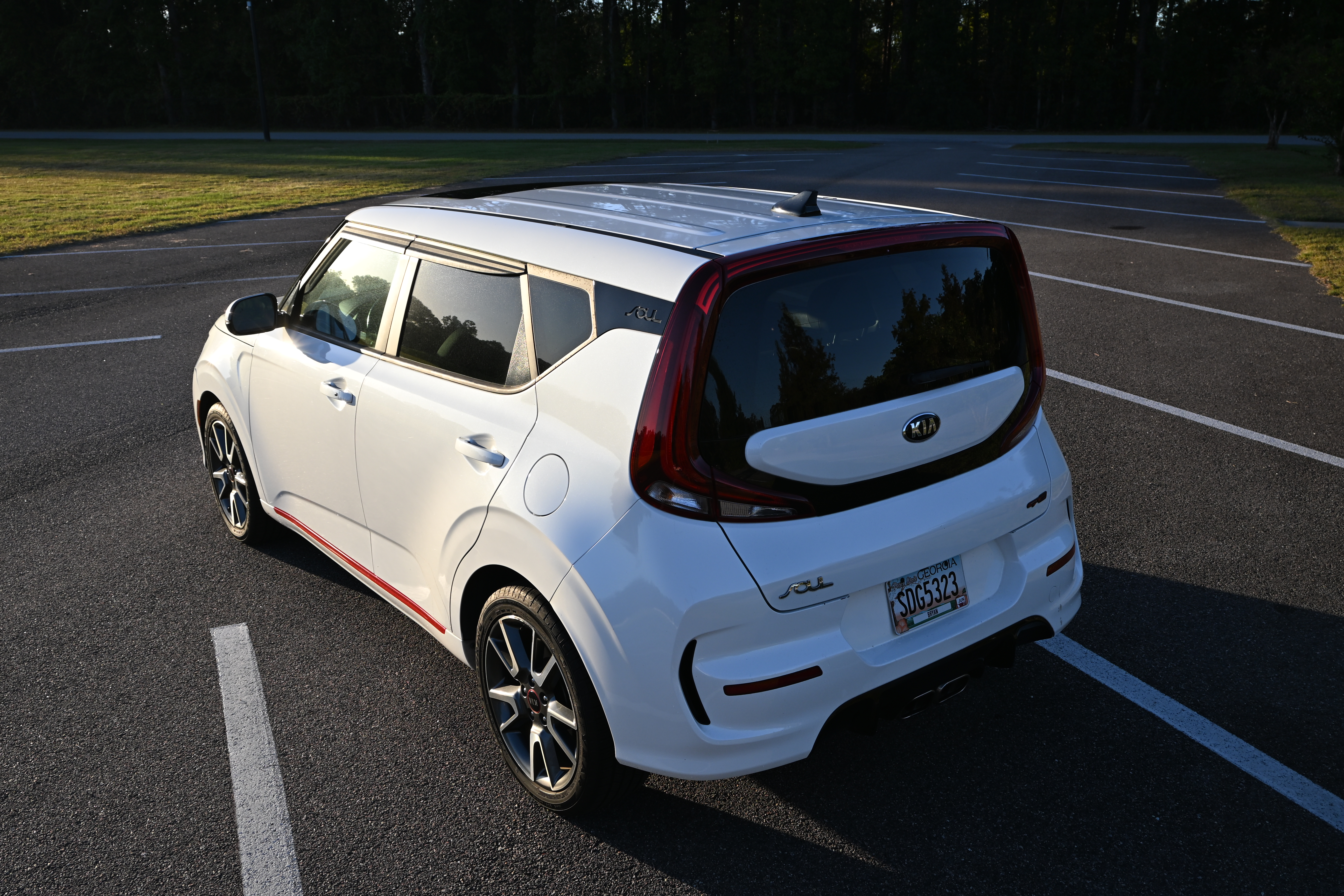 Used 2020 Kia Soul GT-Line Turbo FWD image 4