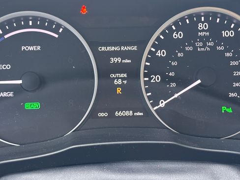 Used 2013 Lexus ES 300h w/ Luxury Pkg FWD image 8