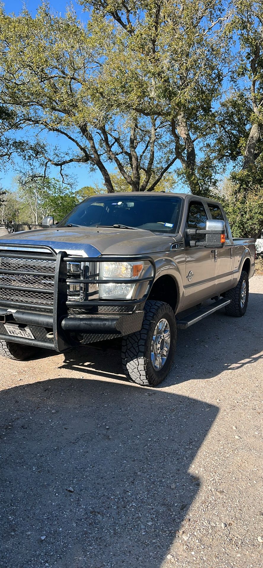 Used 2012 Ford F250 Lariat w/ Lariat Ultimate Pkg AWD/4WD image 14