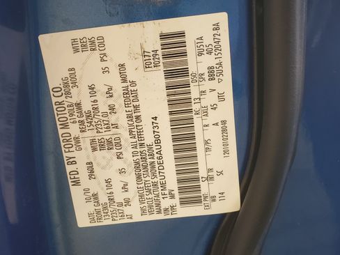 Used 2010 Ford Explorer XLT image 2