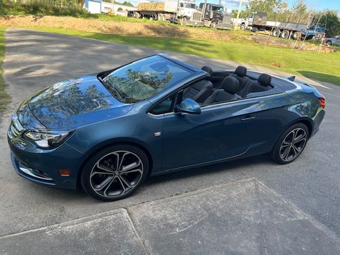 Used 2016 Buick Cascada Premium image 8