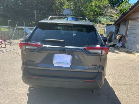 Used 2024 Toyota RAV4 XLE Premium image 2