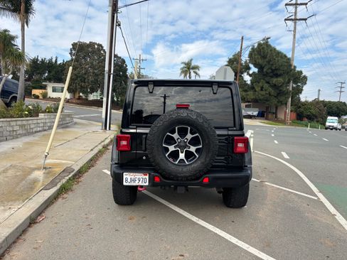 Used 2018 Jeep Wrangler Unlimited Rubicon image 6