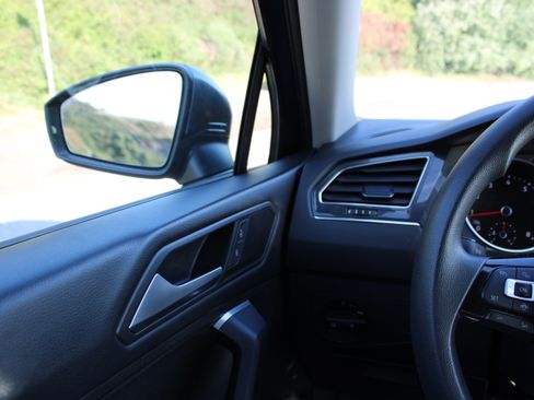 Used 2019 Volkswagen Tiguan S w/ Driver Assistance Package AWD/4WD image 13