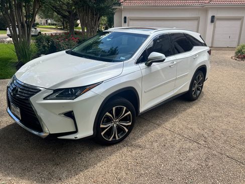 Used 2018 Lexus RX 350L FWD image 1
