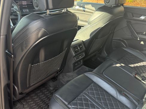 Used 2021 Audi SQ5 Premium Plus w/ Premium Plus Package image 15
