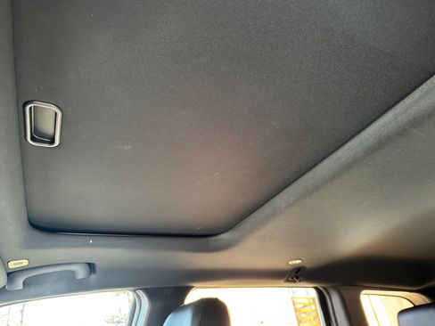 Used 2020 Jeep Grand Cherokee Altitude image 6