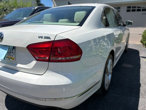 Used 2014 Volkswagen Passat 3.6 SEL Premium FWD image 6