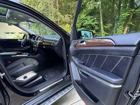 Used 2013 Mercedes-Benz GL 450 4MATIC image 20