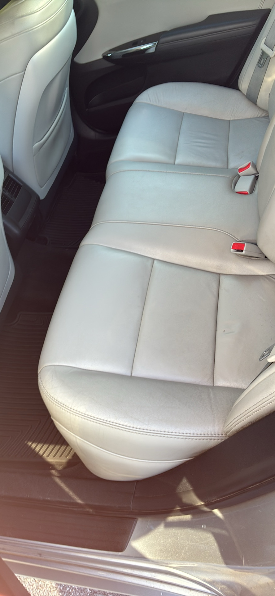 Used 2016 Toyota Avalon XLE FWD image 10