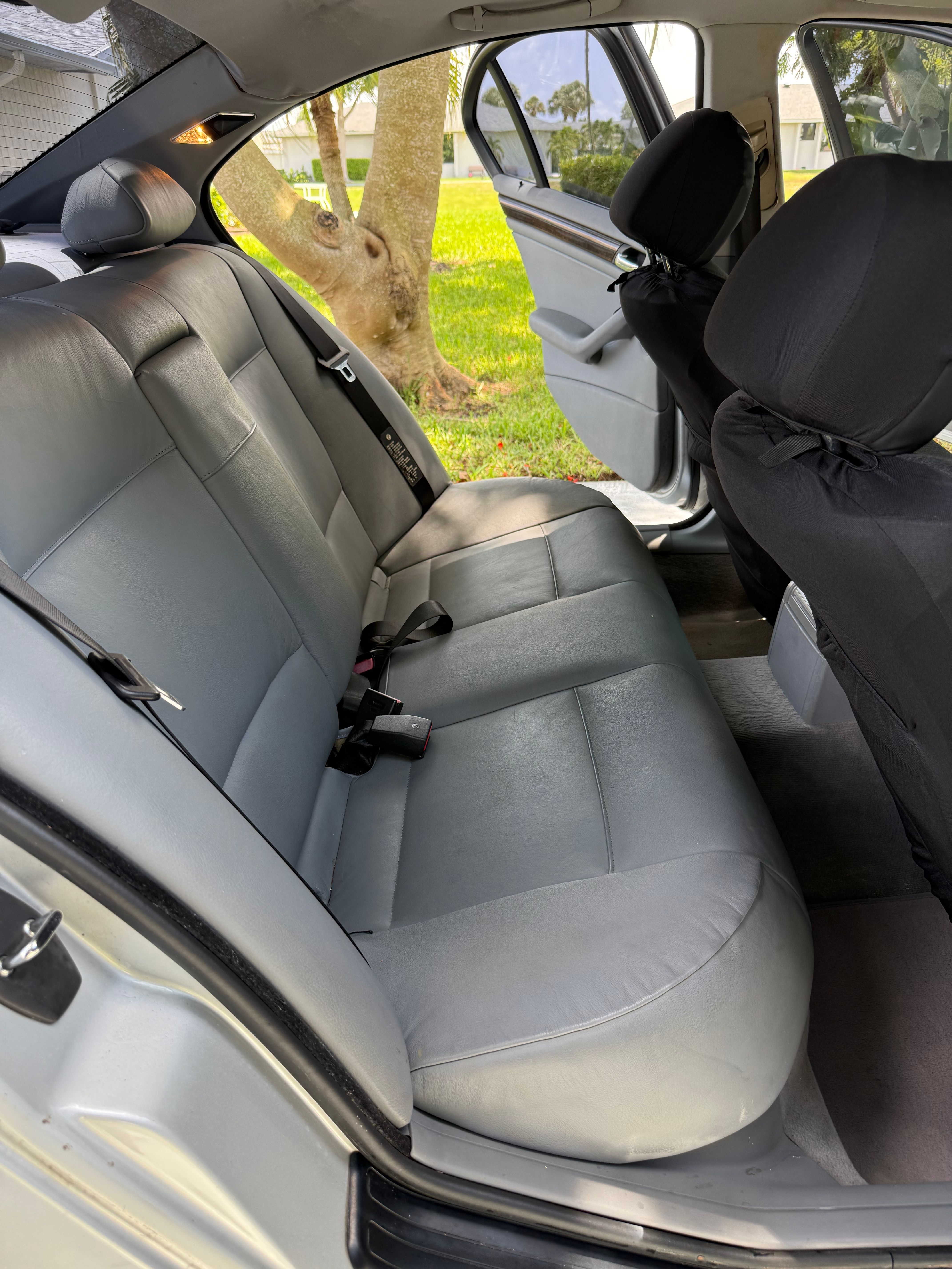 Used 2001 BMW 325i Sedan RWD image 14