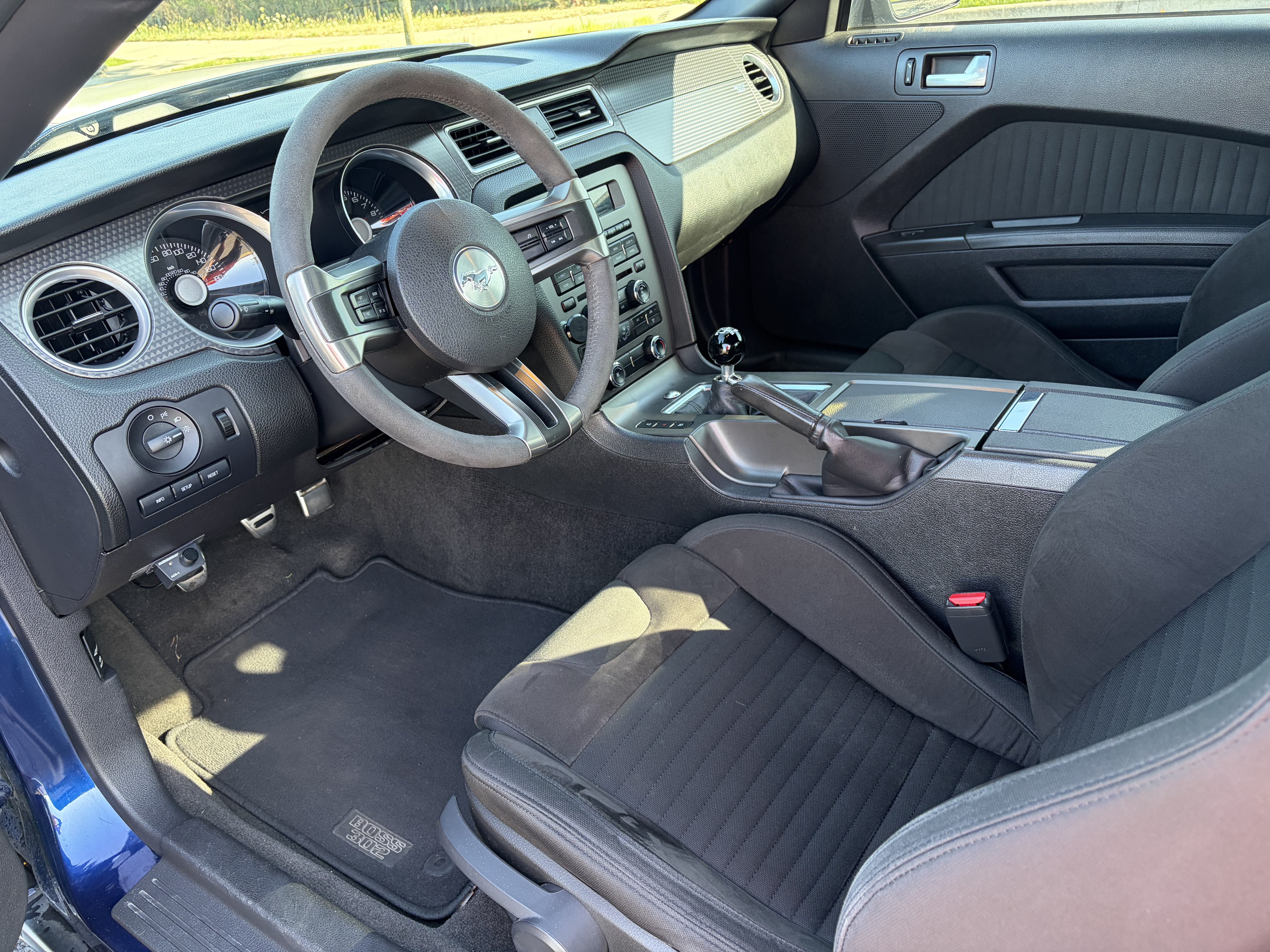 Used 2012 Ford Mustang Boss 302 RWD image 6