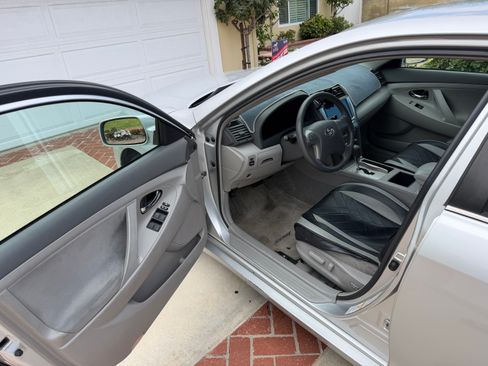 Used 2007 Toyota Camry LE FWD image 22
