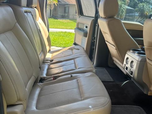 Used 2014 Ford F150 Lariat image 12