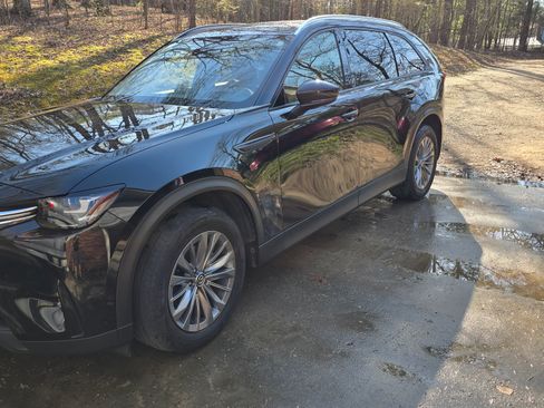 Used 2024 MAZDA CX-90 3.3 Turbo w/ Preferred Plus image 2