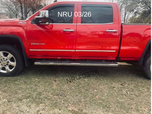 Used 2019 GMC Sierra 2500 SLT w/ Duramax Plus Package AWD/4WD image 9