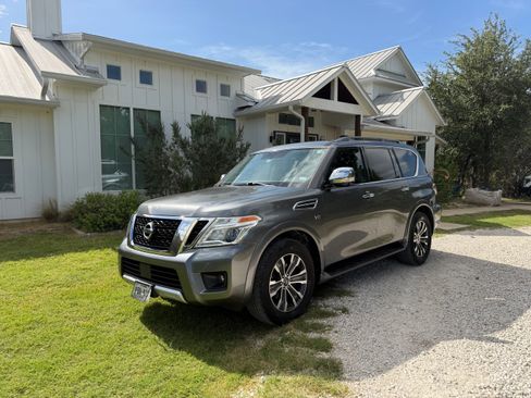 Used 2018 Nissan Armada SL w/ Premium Package RWD image 1