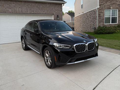Used 2022 BMW X4 xDrive30i w/ Convenience Package AWD/4WD image 1