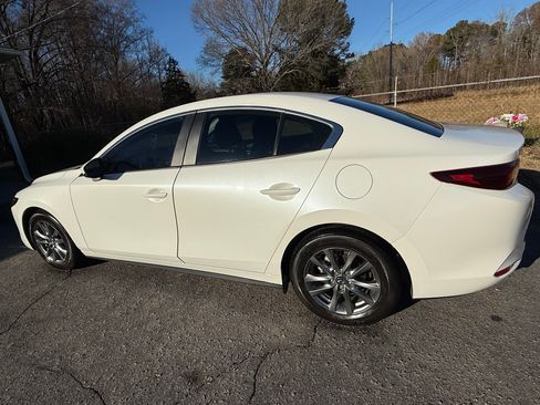 Used 2024 MAZDA MAZDA3 s image 2