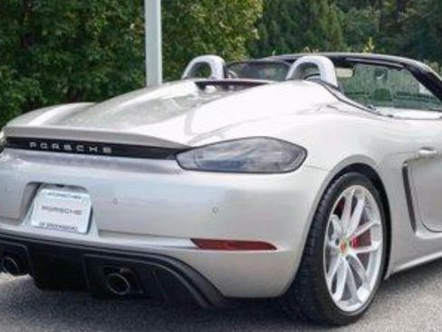 Used 2022 Porsche 718 Boxster Spyder image 2