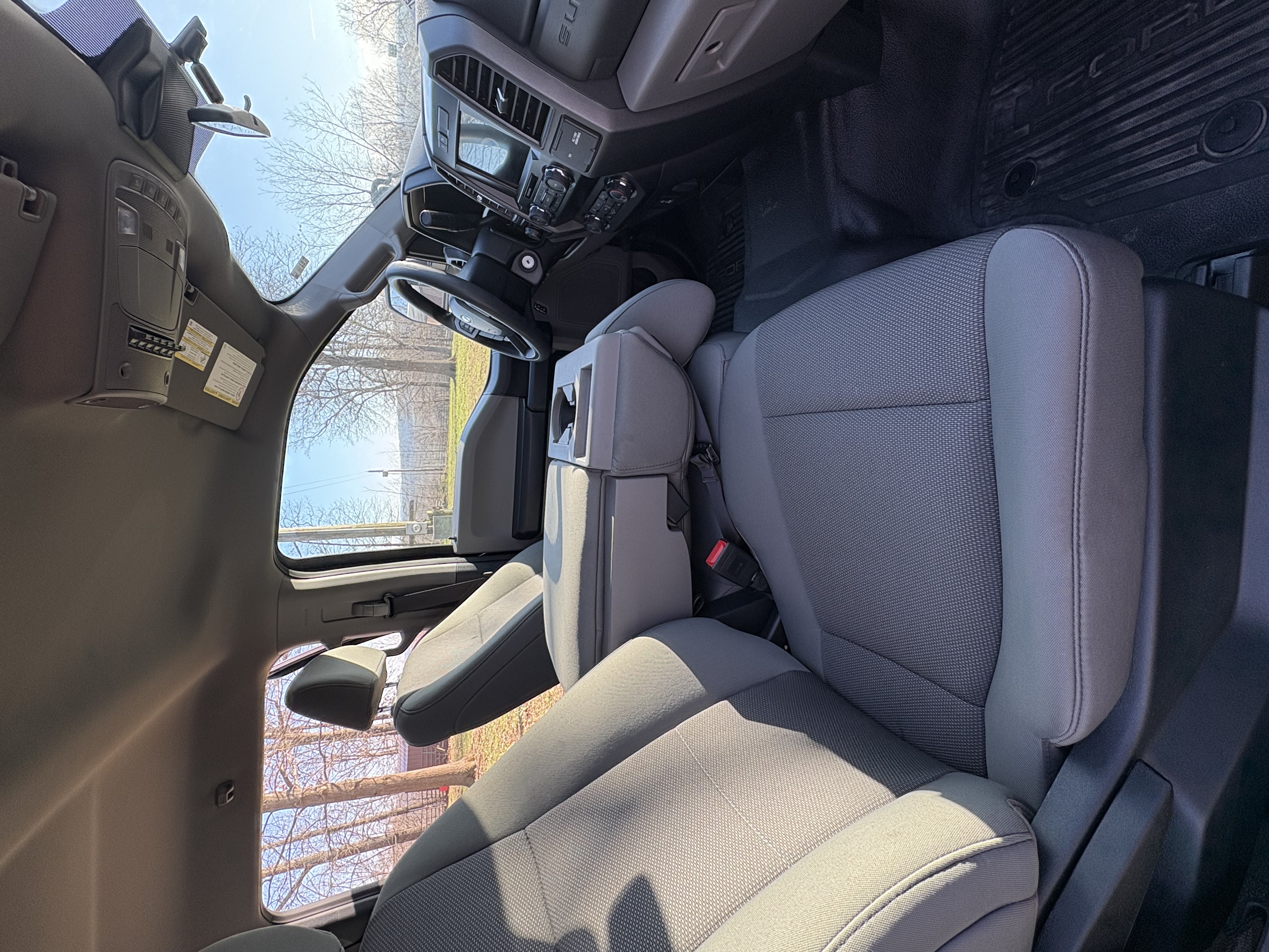 Used 2021 Ford F250 XL w/ STX Appearance Package AWD/4WD image 21