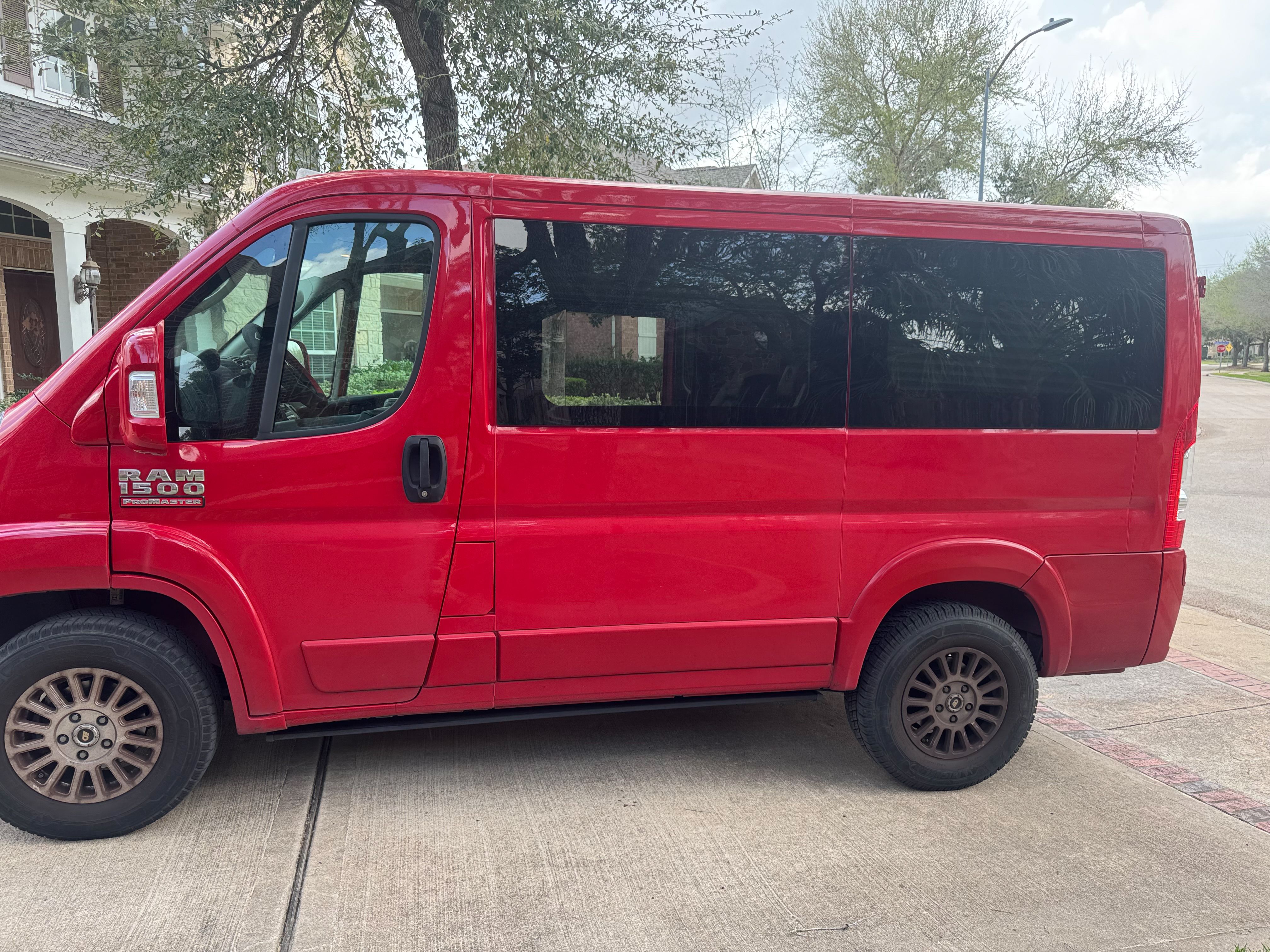 Used 2022 RAM ProMaster 1500 w/ Convenience Group FWD image 4