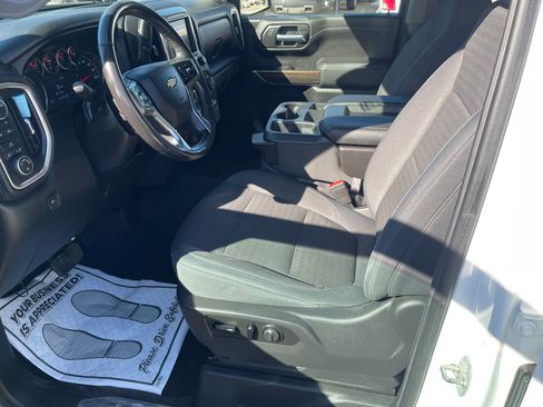 Used 2020 Chevrolet Silverado 1500 LT w/ Convenience Package image 11