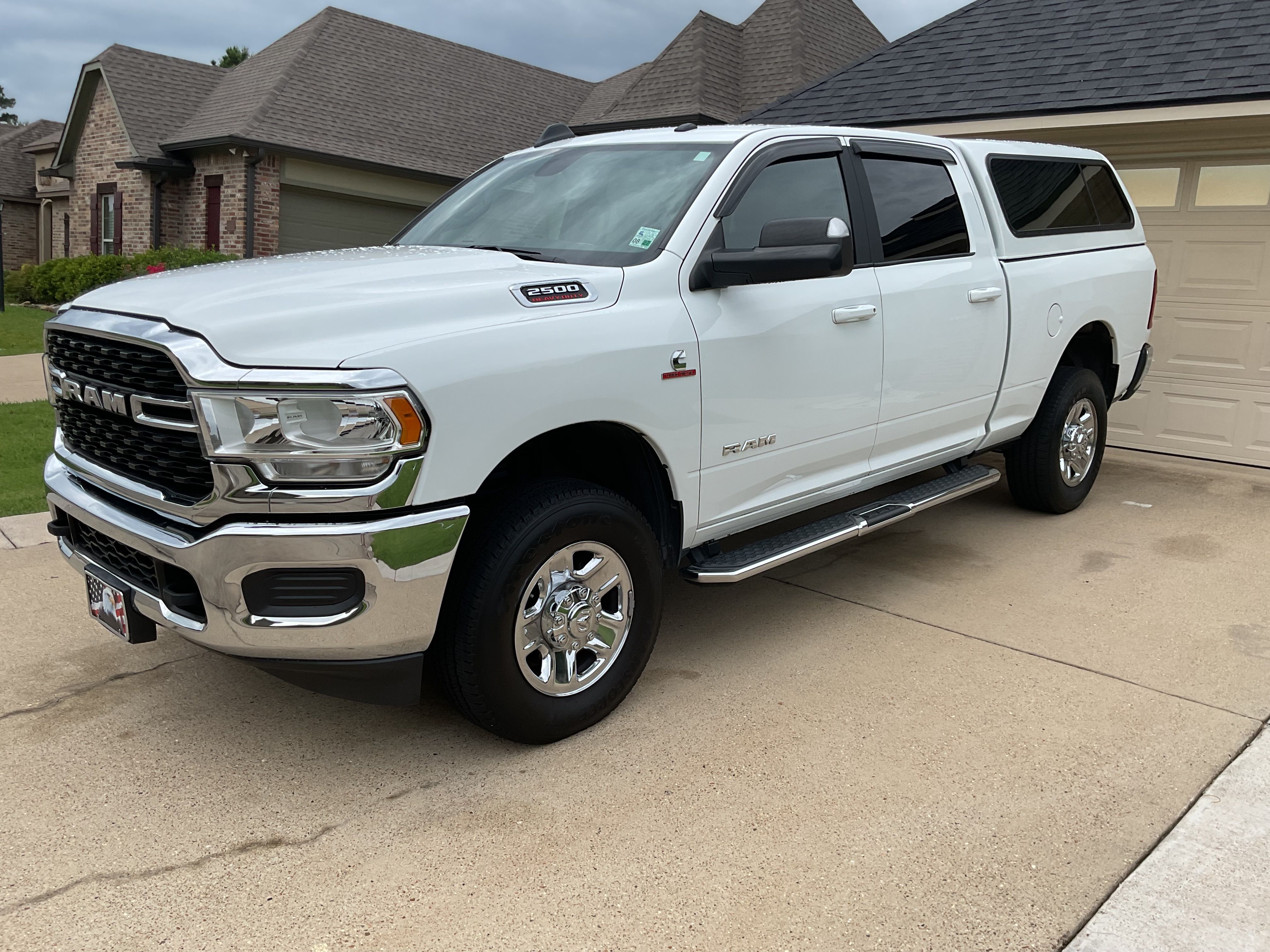 Used 2022 RAM 2500 Big Horn AWD/4WD image 2
