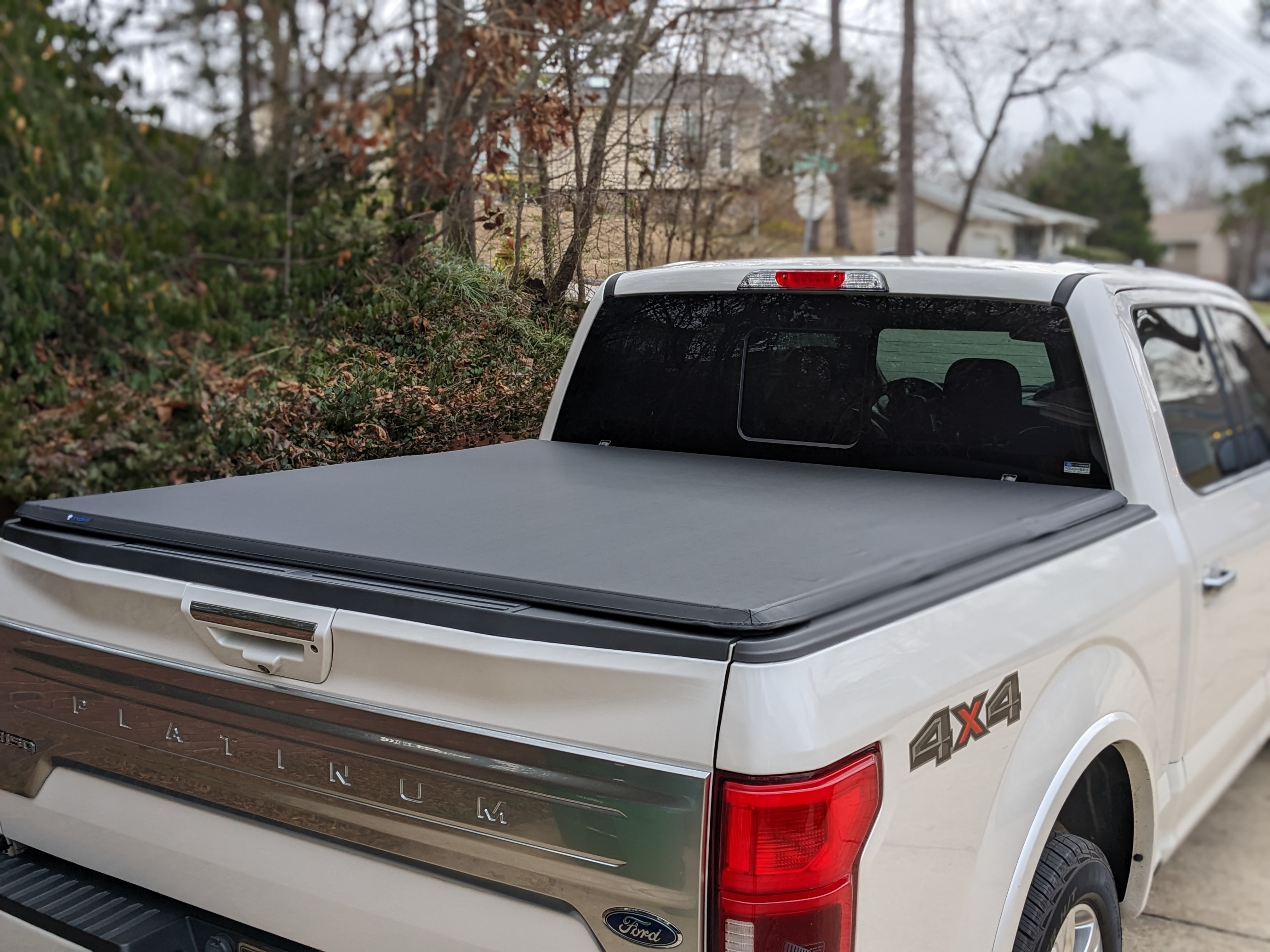 Used 2018 Ford F150 Platinum w/ Equipment Group 701A Luxury AWD/4WD image 2