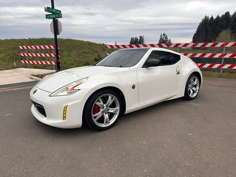 Used 2013 Nissan 370Z Touring w/ Sport Pkg image 1