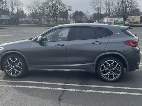 Used 2021 BMW X2 xDrive28i w/ M Sport X Package image 5