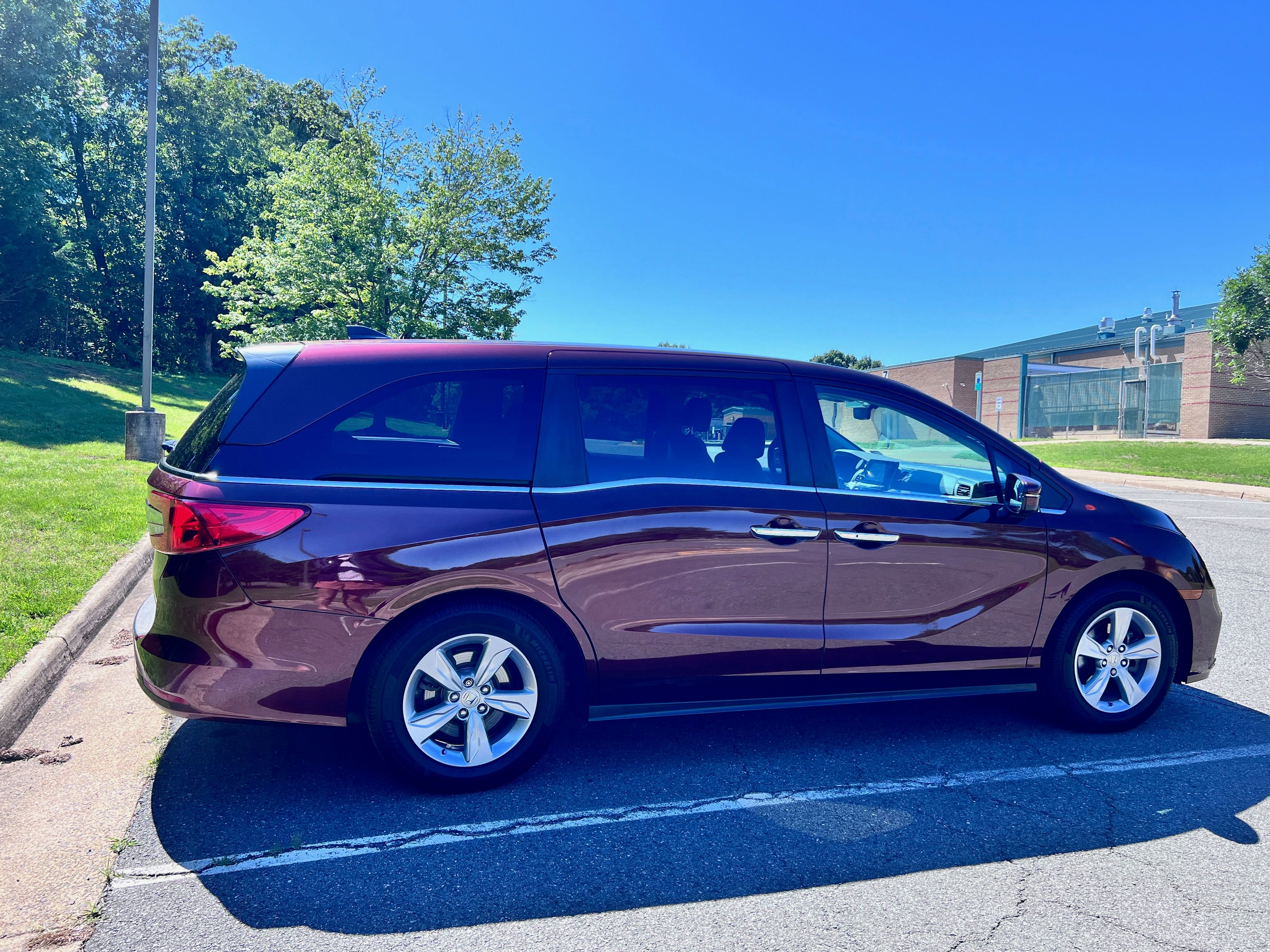 Used 2019 Honda Odyssey EX-L image 2
