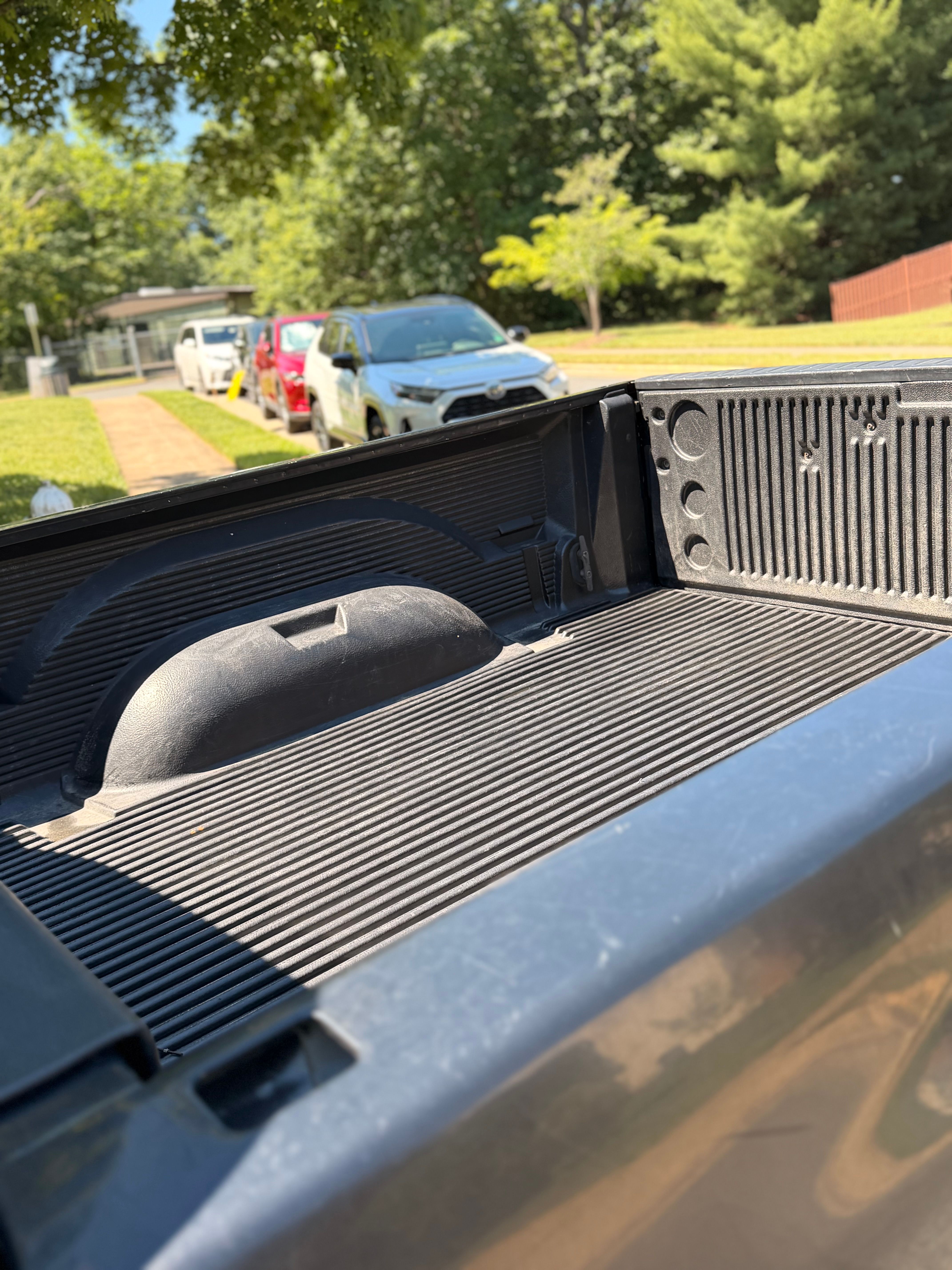 Used 2006 Dodge Ram 1500 Truck SLT RWD image 4